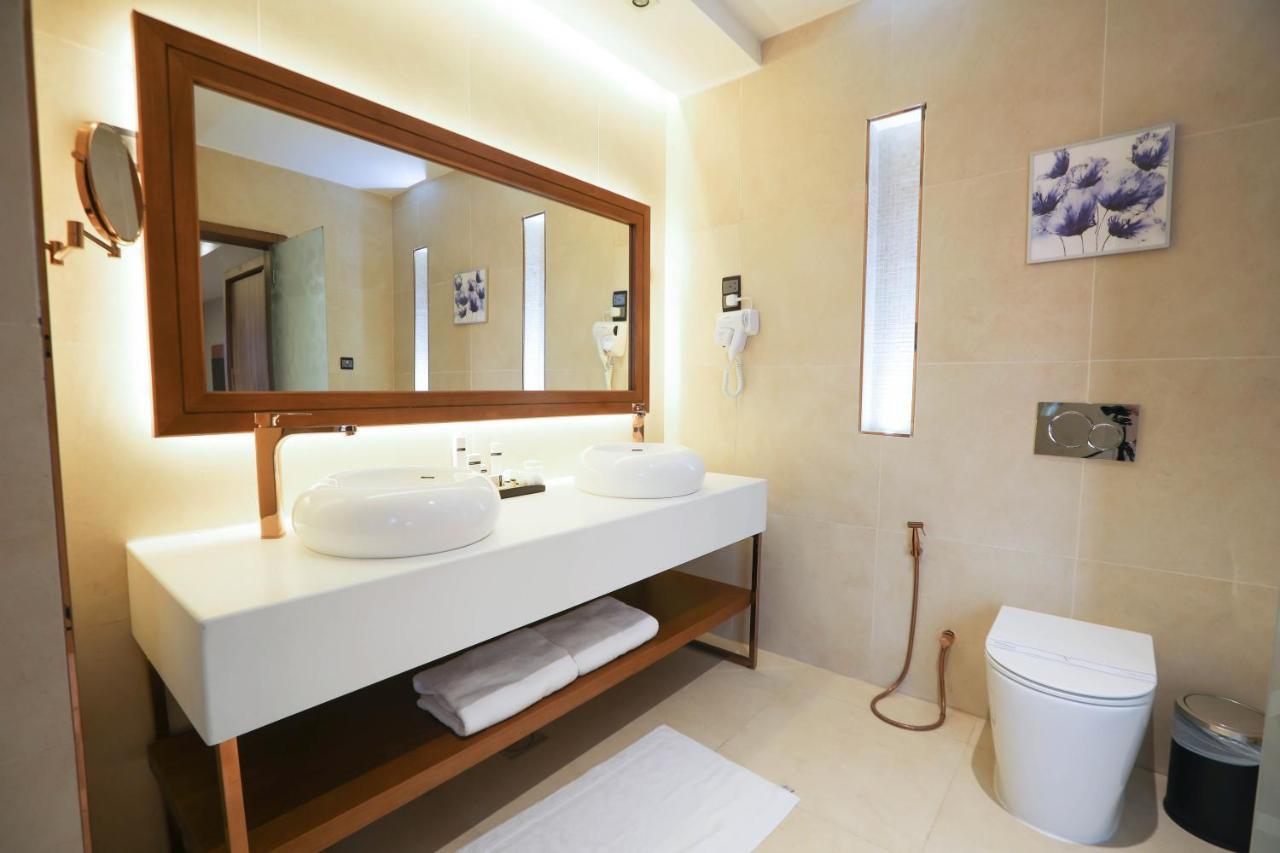 V Boutique Hotel Jeddah Eksteriør billede